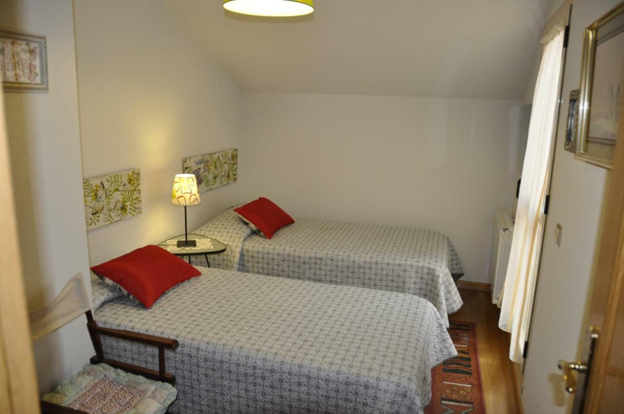 Alameda Del Tormes Apartment Santa Marta de Tormes Exterior photo